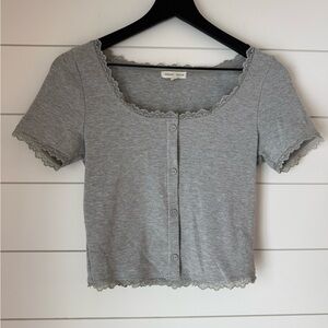 Von Maur Women’s Small Ribbed T-Shirt